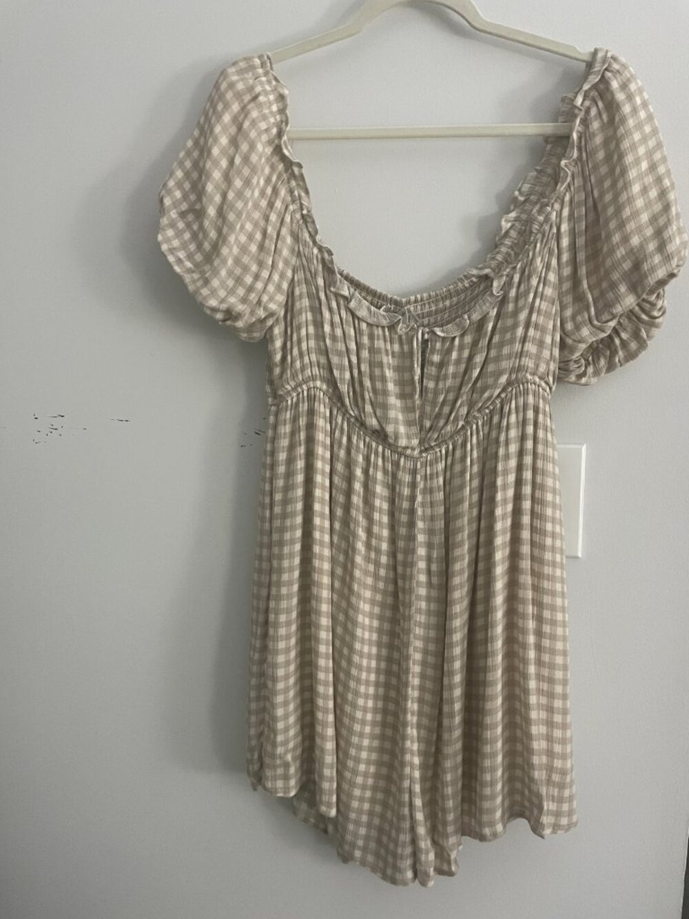 Gingham Babydoll Romper Rouched Back Puff Sleeve Pockets Elastic Waist Milkmaid - Picture 5 of 16